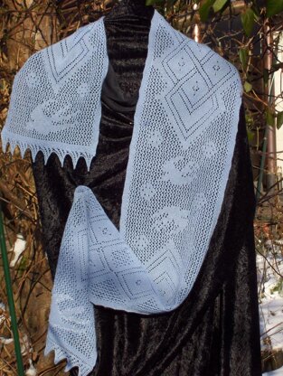 Lace Scarf " Swallows "