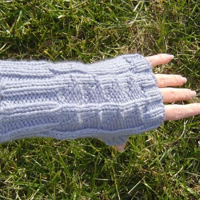 Dragon's Teeth Mitts