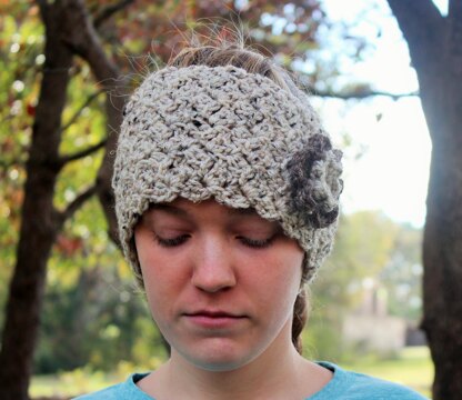 Queen's Lace Ear Warmer