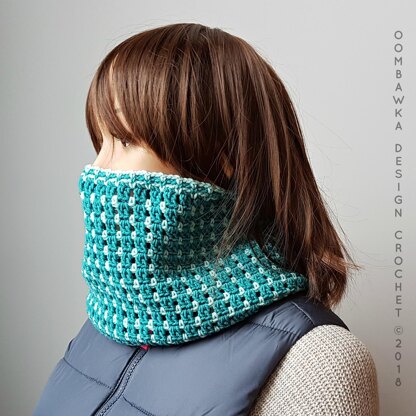 Sea Blues Cowl