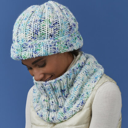 Bancroft Hat & Cowl - Knitting Pattern for Women in Tahki Yarns Idaho by Tahki Yarns - Downloadable PDF