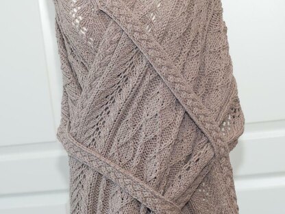 Lorena - shawl with cable slings