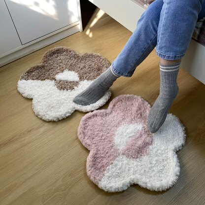 PDF Crochet Rug Pattern – 5-Petal Flower Rug, Colorful Pet Mat, Handmade Crochet Floor Decor DIY