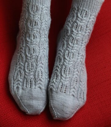 Up and Down Cable Socks