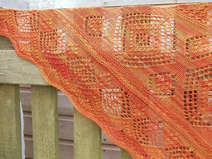 Hydref Shawl