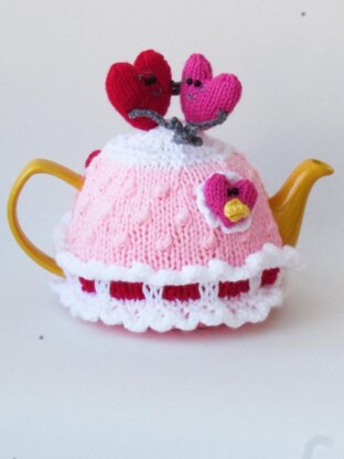 In Love Hearts Tea Cosy