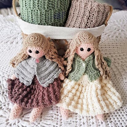 Mini Waldorf Inspired Dolls