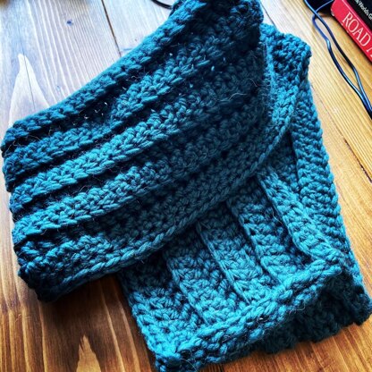 Chunky infinity scarf