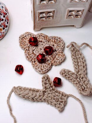 Rudolf Aran Dog Jumper