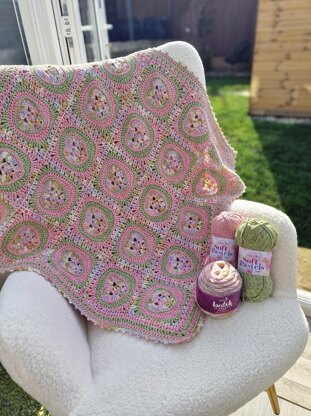 Blossom Hearts Baby Blanket UK & US Terms