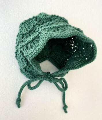 Pattern: baby bonnet lace hat, cotton hat toddler