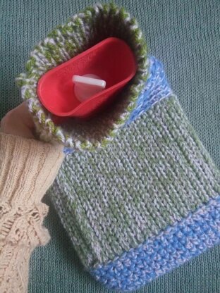 Hot water bottle cosy / cover crochet pattern