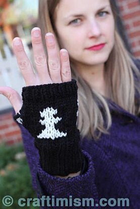 Chess Fingerless Mitts