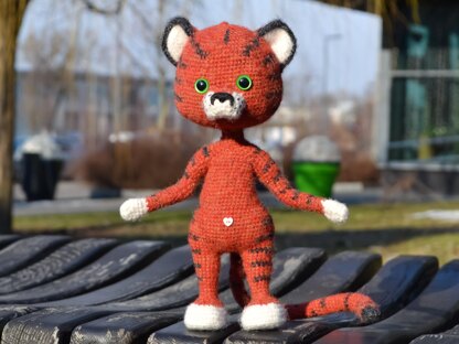 Crochet Pattern: Little Tigre toy PDF,