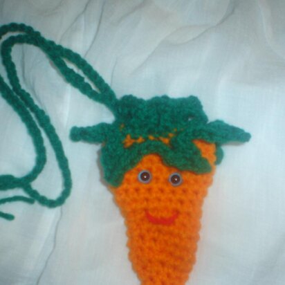 Carrot Necklace Purse