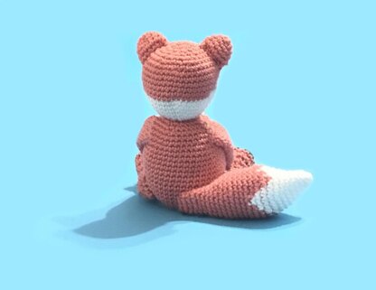 Rocks The Fox Amigurumi