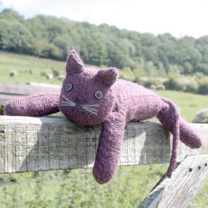 Moggy - knitting pattern