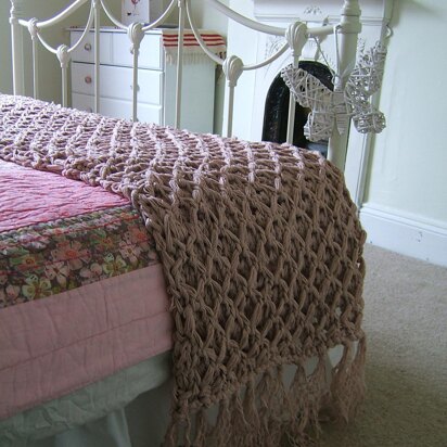 Giant Harlequin Bed Runner