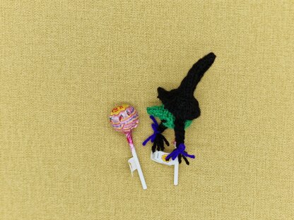 PDF Halloween Knitting Pattern DK Lollipop Hats Decoration Gift Charity knit EASY Chupa-Chups Witch Pumpkin Frankenstein Sweet Sucker Savers