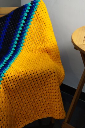 Corner to corner blanket