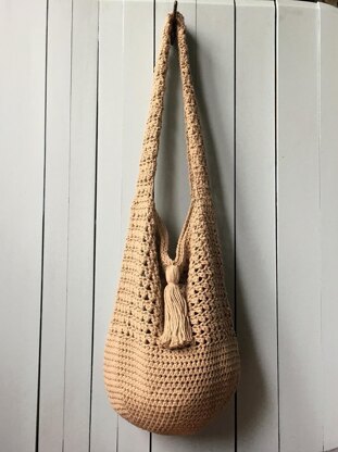 Crochet Bag Pattern: Bucket Bag Beauty