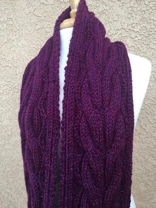 Chunky Cable Infinity Scarf