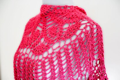 Triangular shawl "dreamcatcher"