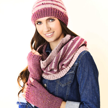 Accessories in King Cole Fashion Aran - 5970 - Leaflet - knitting pattern