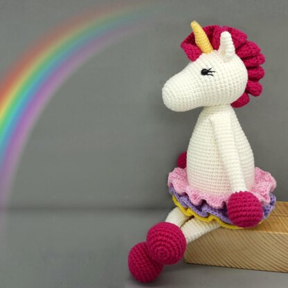 Unicorn in a skirt amigurumi