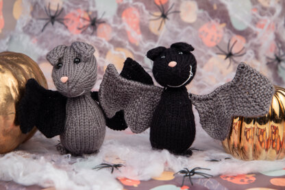 Bats and Pumpkins in Deramores Studio Anti-Pilling DK - Downloadable PDF