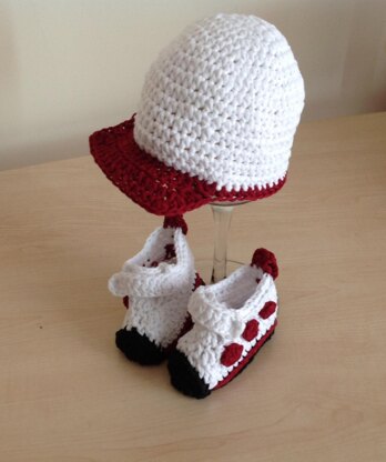 Sporty Baby Bootie & Hat Set N 233