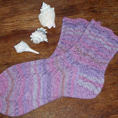 Ferns in the Garden Socks - knitting pattern