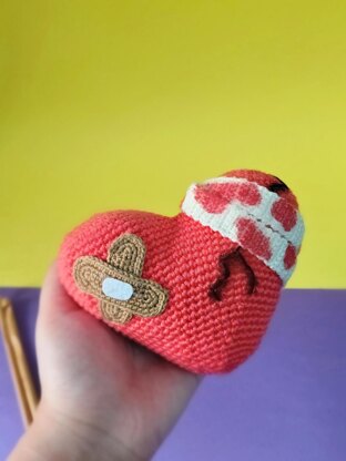 Healing Heart Amigurumi