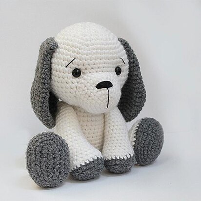 Scheepjes Amigurumi kit Dog & Bone crochet toy