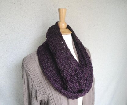 Chunky Mobius Scarf