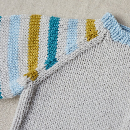 Dido Dinosaur Cardigan - Knitting Pattern for Babies in Debbie Bliss Baby Cashmerino