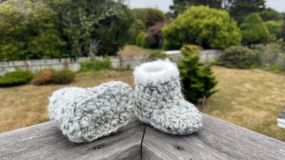 Surfer Baby Crochet Booties