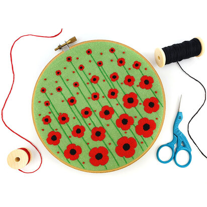 Oh Sew Bootiful Poppy Fields Embroidery Kit - 6in