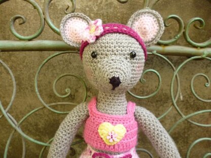 Maisie and Maurice Mouse Amigurumi Crochet Pattern