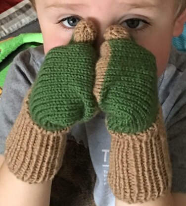 Boys Colour Block Mittens