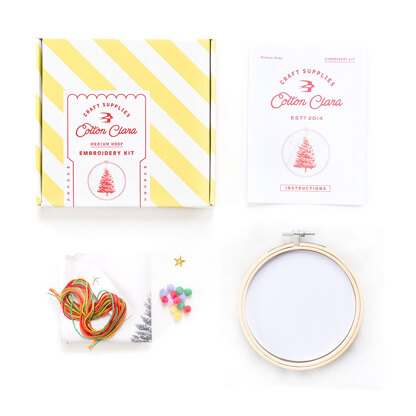 Cotton Clara Christmas Tree Embroidery Kit - Oatmeal - 4in