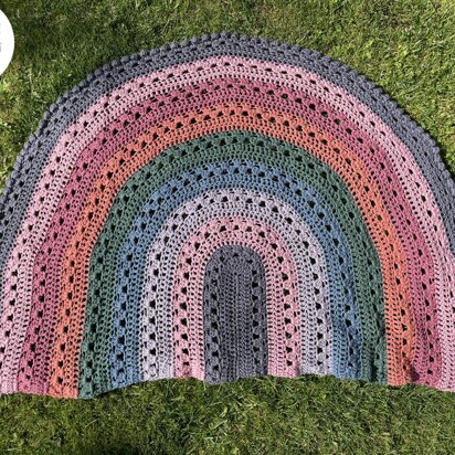 Granny Over the Rainbow Blanket pattern by Melu Crochet