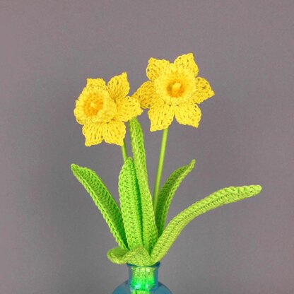 Crochet pattern daffodils bouquet of flowers or single flower