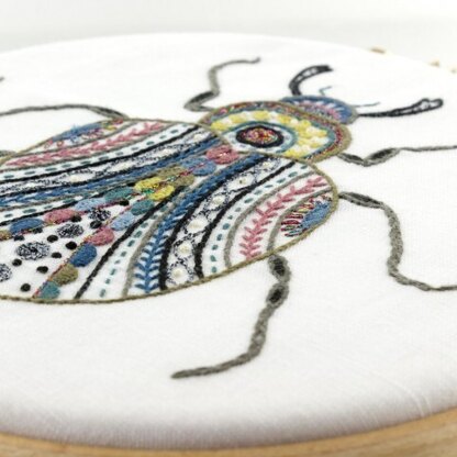 Un Chat Dans L'Aiguille Barnaby the Scarab Beetle Embroidery Kit