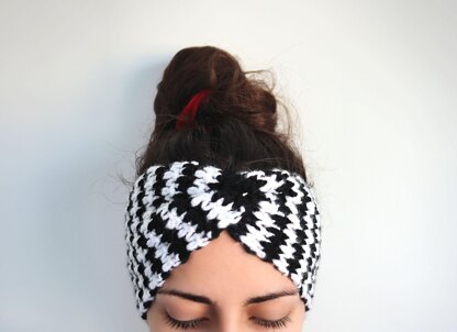 Houndstooth Twist Front Headband