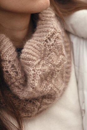 Neula Cowl