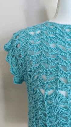 LIGHT AQUA GREEN CROCHET SHELL STITCH TOP