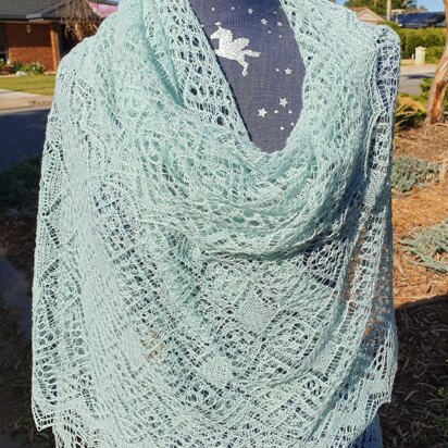 Misha Lace Wrap