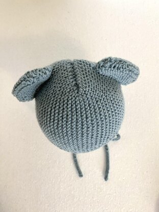 Baby beanie hat with bear ears