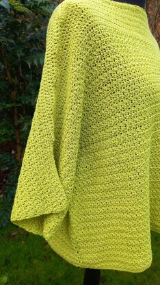 Pistachio Breeze Top